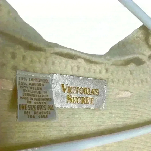 Victoria’s Secret vintage GOLD LABEL, cream, SOFT,romantic,delicate,bed jacketOS - Picture 2 of 13